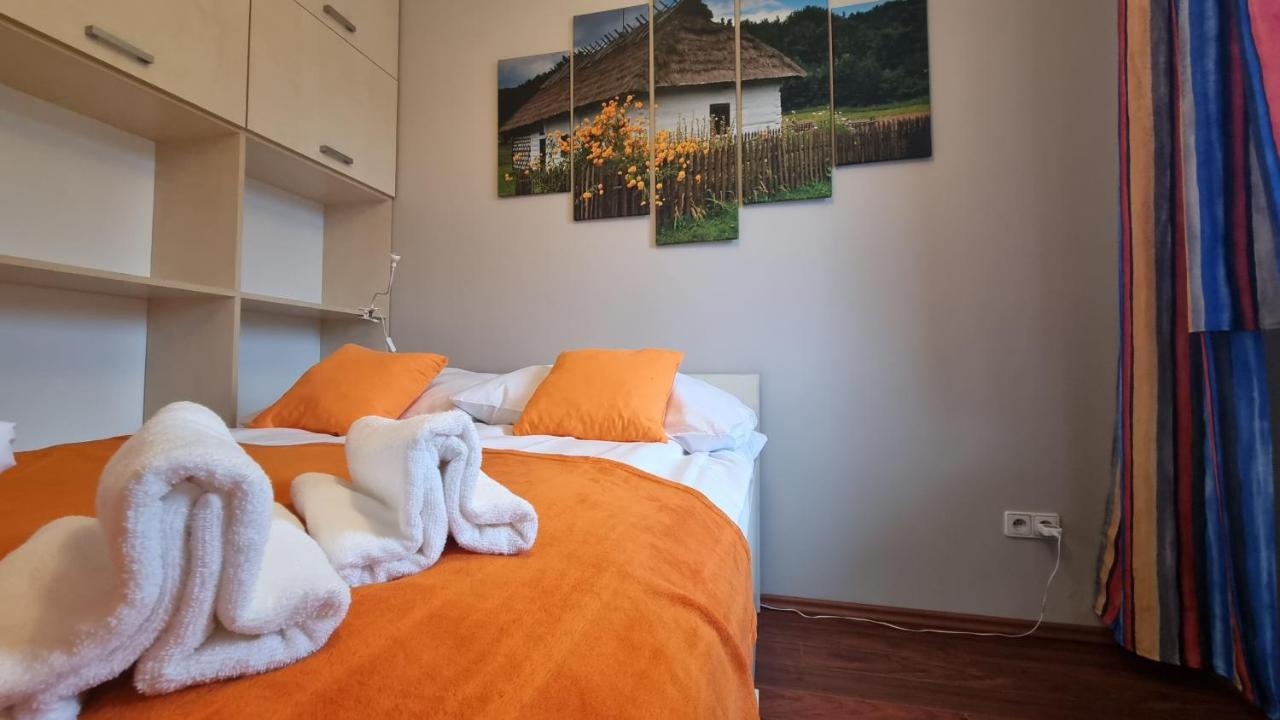 Prestige Park Apartament Mini Z Parkingiem Криница-Здруй Екстериор снимка
